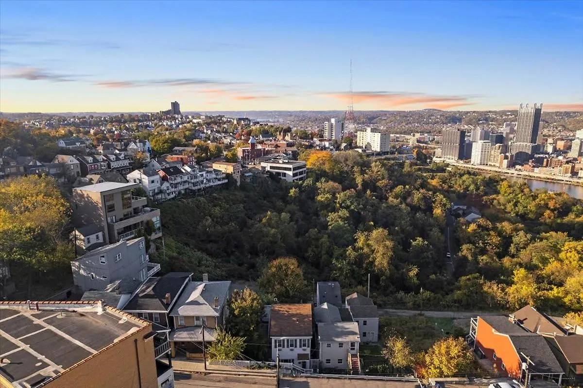 Villa A Million Dollar View And Off Street Parking Pittsburgh 0*,